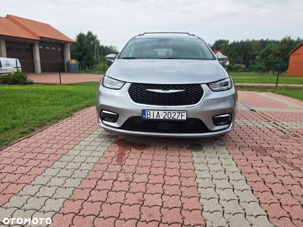 Chrysler Pacifica - 8
