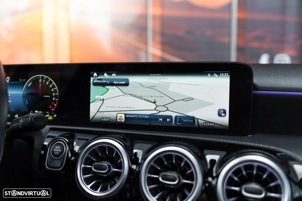 Mercedes-Benz A 250 e 8G-DCT AMG Line - 12