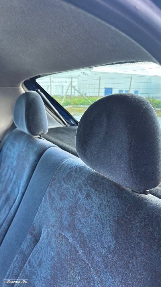 Peugeot 206 1.9 D XT - 19