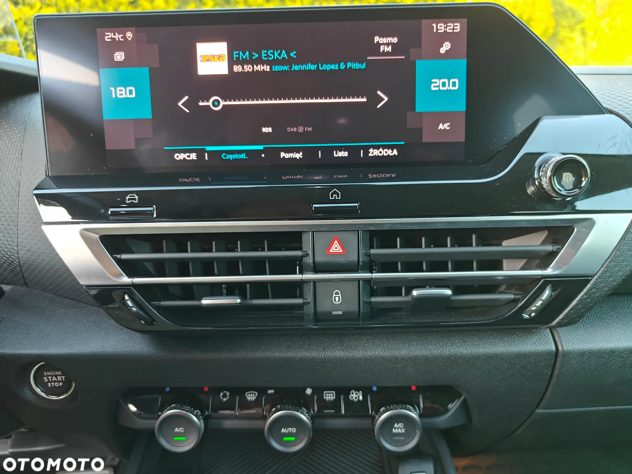 Citroën C4 BlueHDi 130 Stop&Start EAT8 SHINE - 14