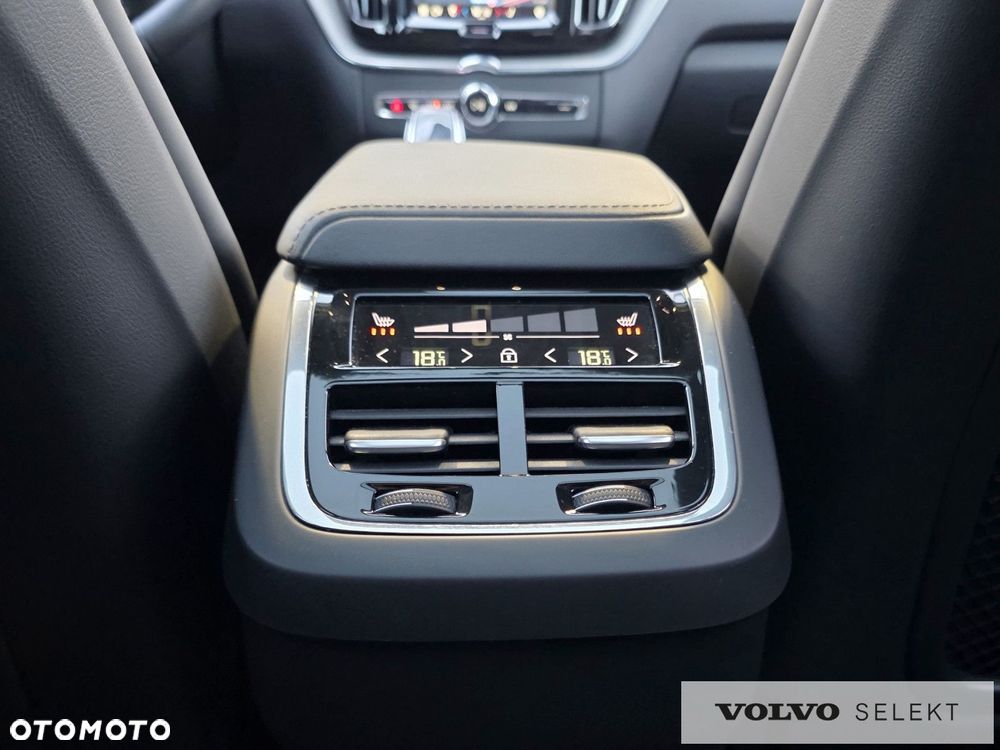 Volvo XC 60 - 36