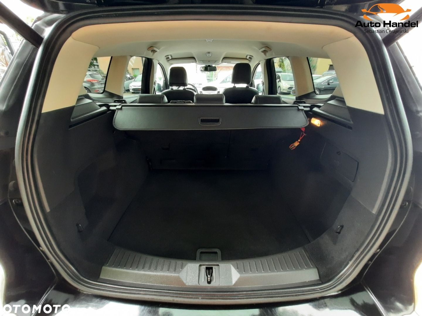 Ford Kuga - 13