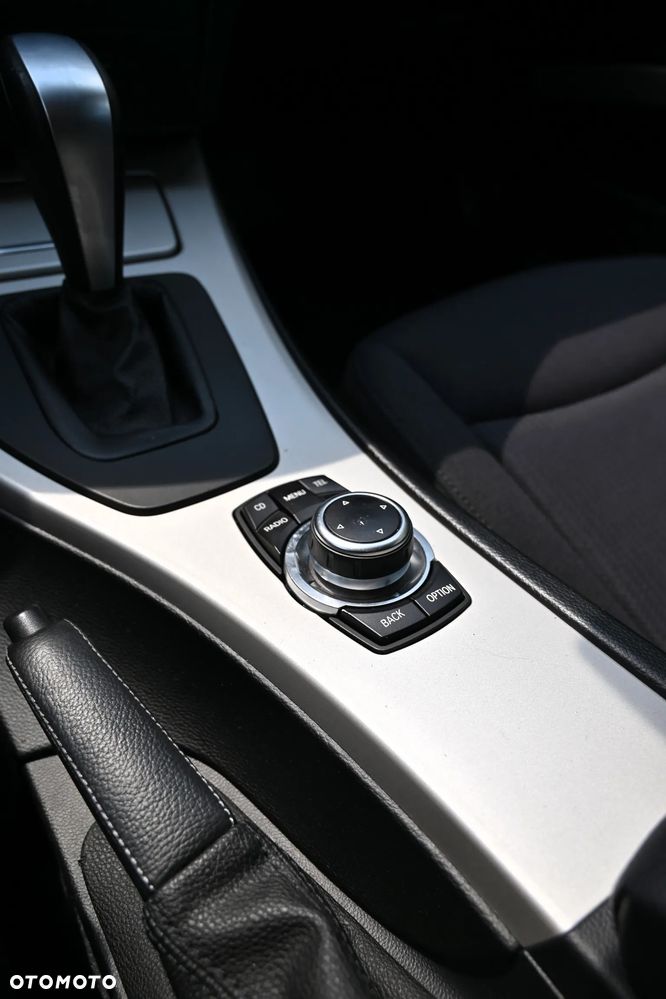 BMW Seria 3 - 25