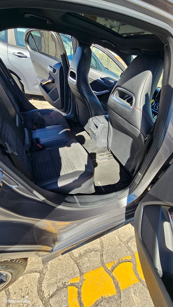 Mercedes-Benz A 200 d AMG Line - 9