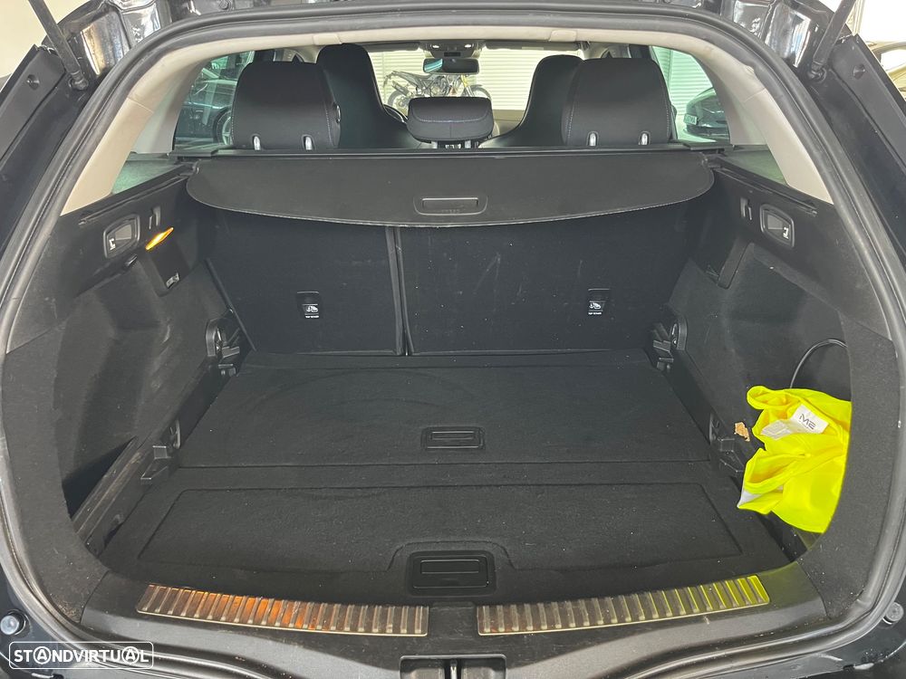 Renault Mégane Sport Tourer ENERGY dCi 165 EDC GT LINE - 9