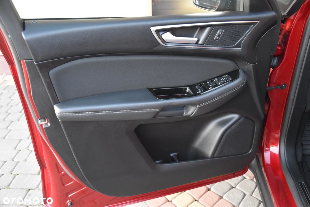 Ford S-Max 2.0 TDCi Titanium - 32