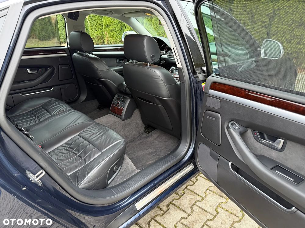 Audi A8 4.2 FSI L Quattro - 25