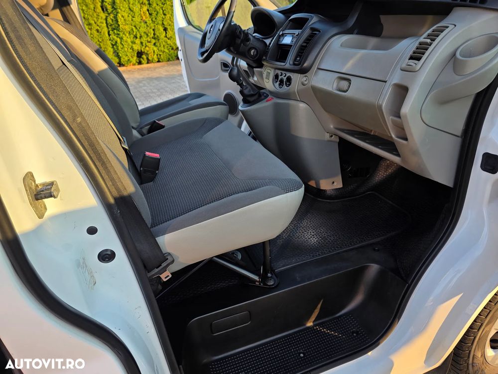 Opel Vivaro - 9