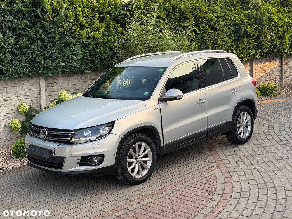 Volkswagen Tiguan - 1