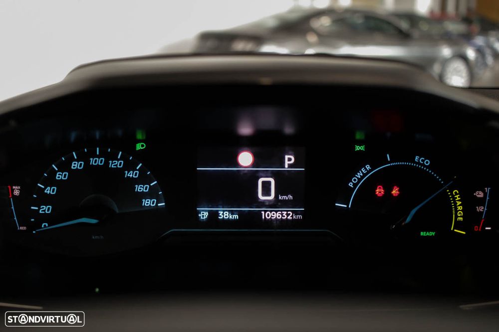 Peugeot e-208 Active Pack - 14