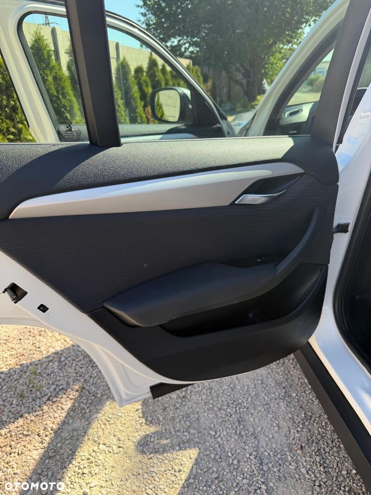 BMW X1 sDrive18d - 16
