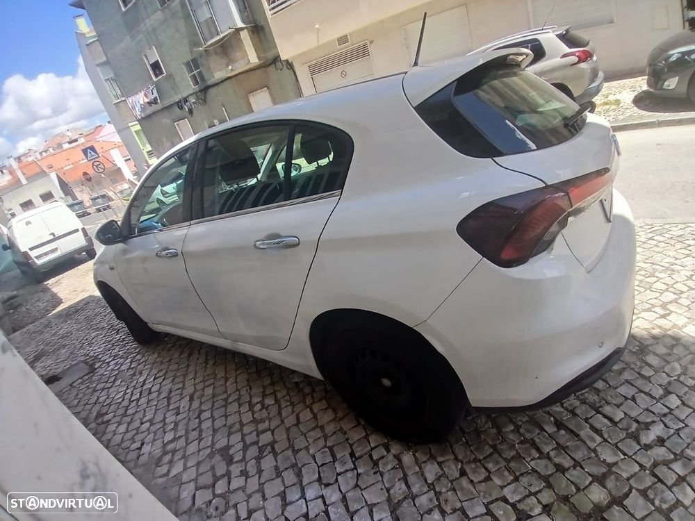 Fiat Tipo 1.3 M-Jet Street - 1