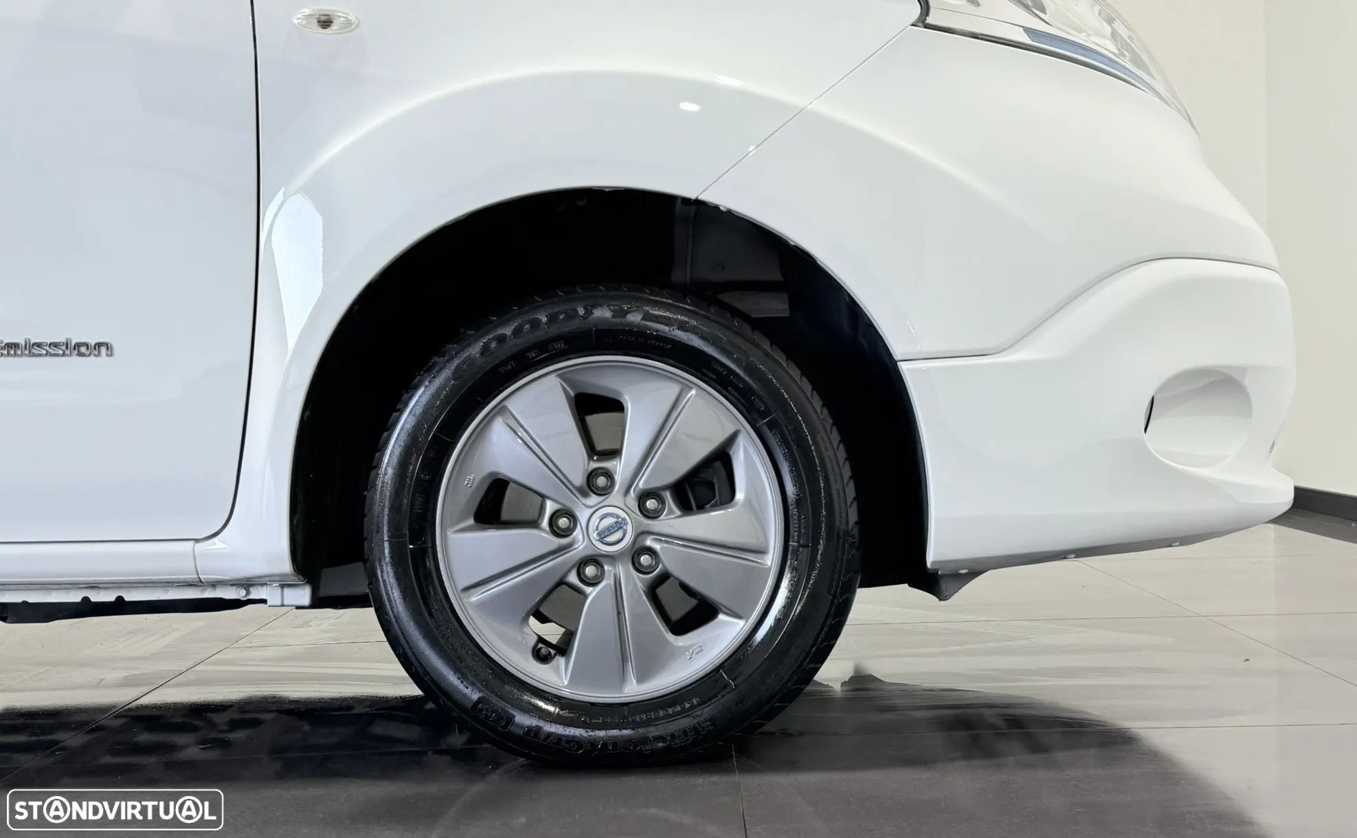 Nissan NV200 Evalia - 51