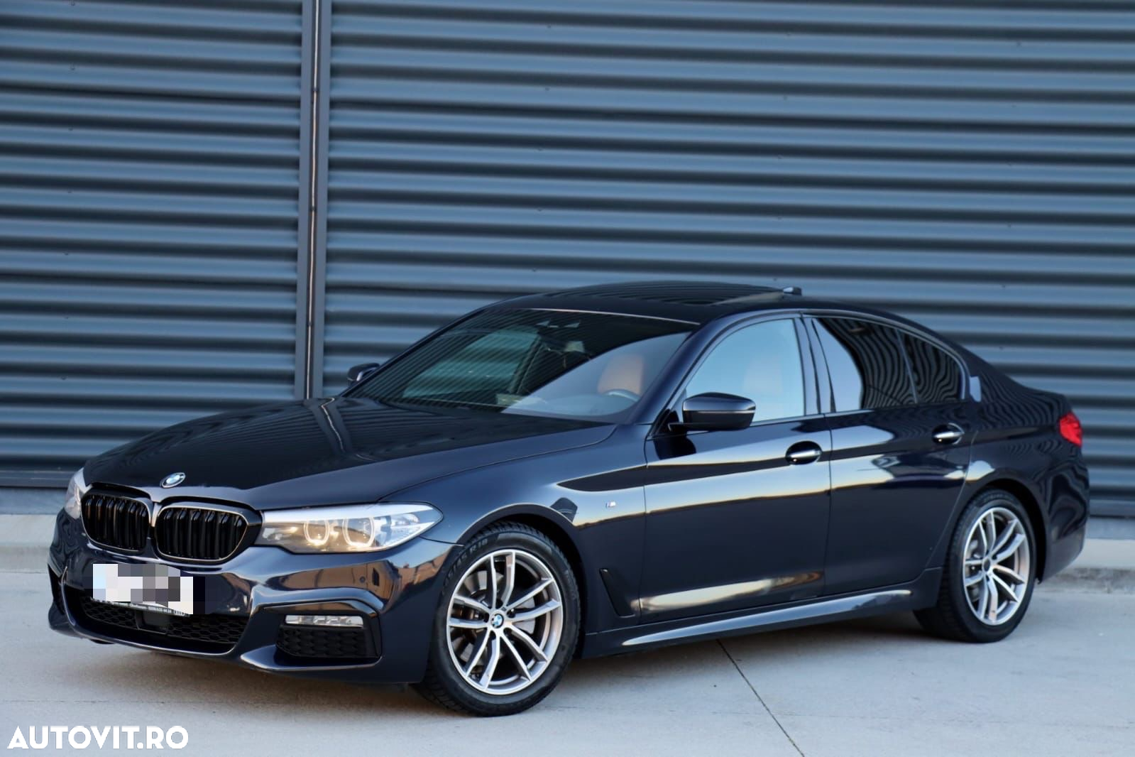 BMW Seria 5 520d xDrive AT - 25
