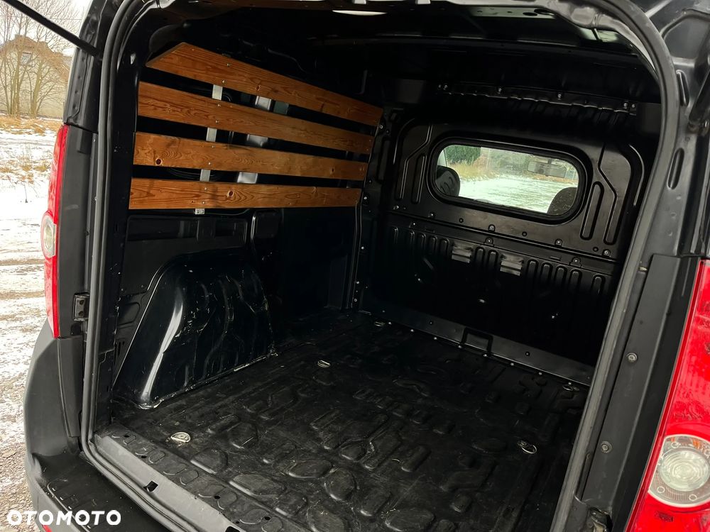 Opel COMBO D-VAN L1H1 Nowe Wtryski Stan BDB - 13