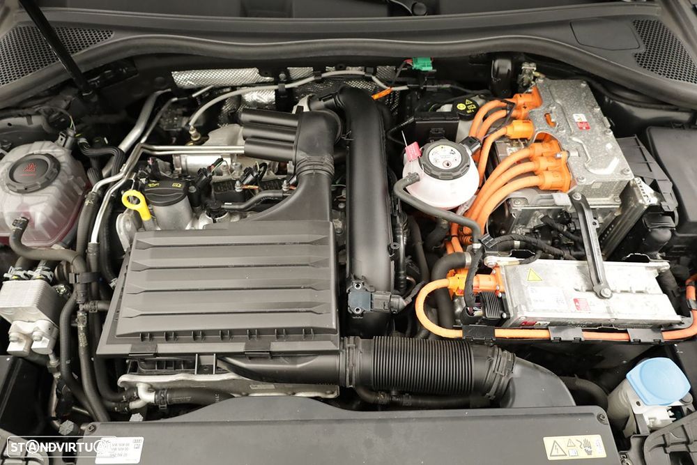 Audi A3 Sportback 45 TFSIe S line - 25