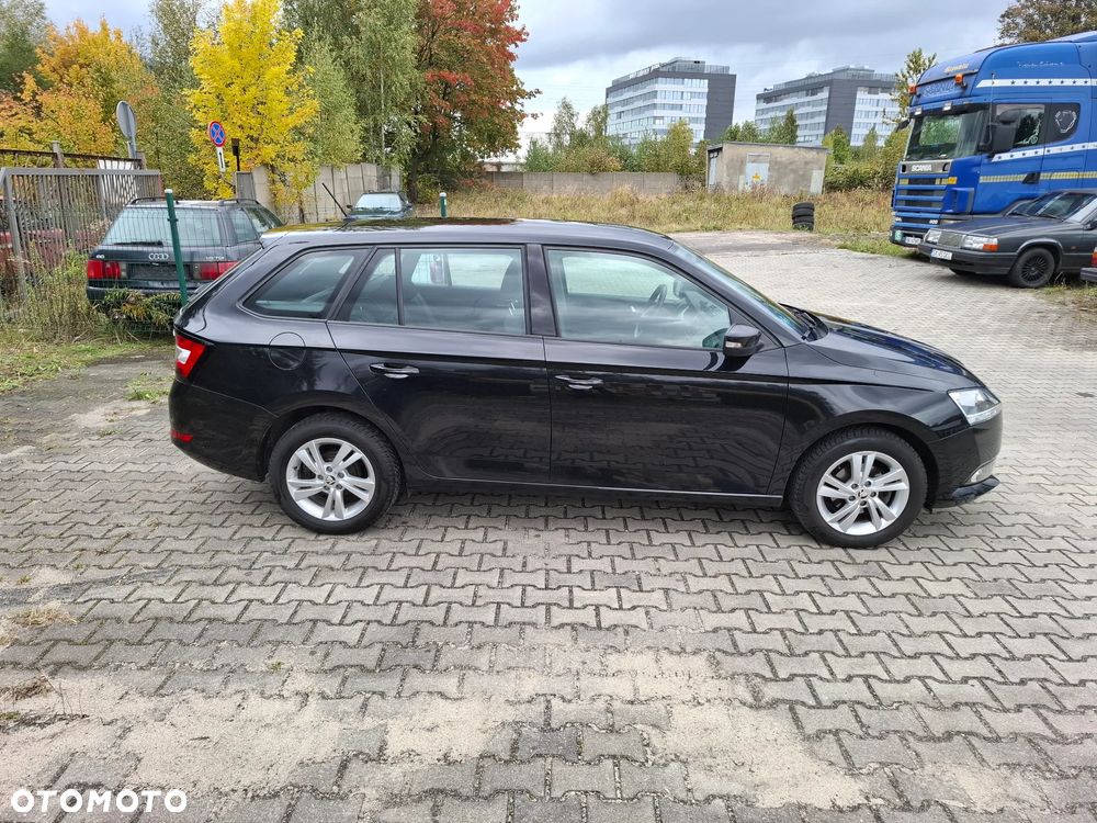 Skoda Fabia 1.0 Ambition - 8