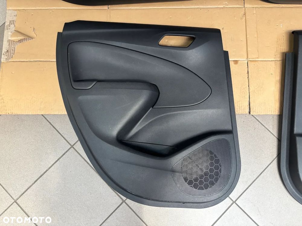 OPEL CROSSLAND X KOMPLET TAPICERKA BOCZNA DRZWI TYŁ PRZÓD ALCANTARA EU - 10