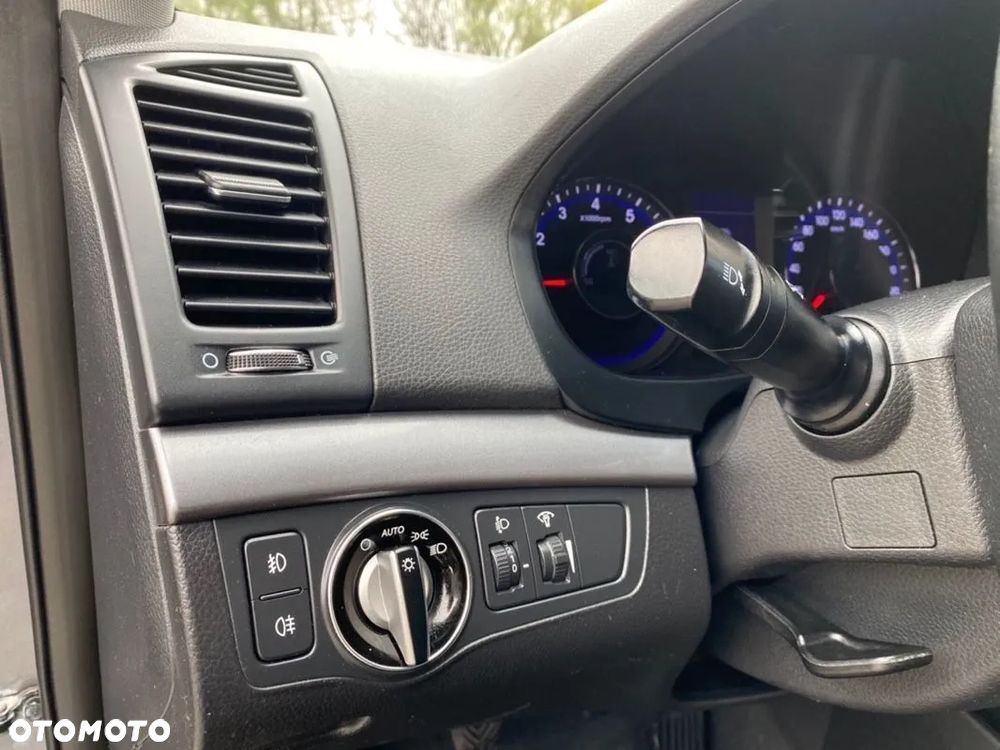 Hyundai i40 1.6 GDI Comfort + - 11