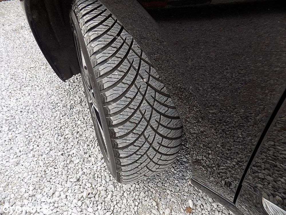 Renault Scenic ENERGY TCe 130 S&S Bose Edition - 24