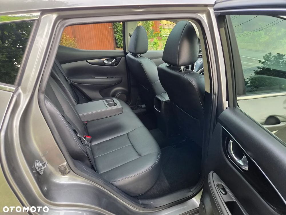 Nissan Qashqai 1.6 DIG-T Tekna - 33