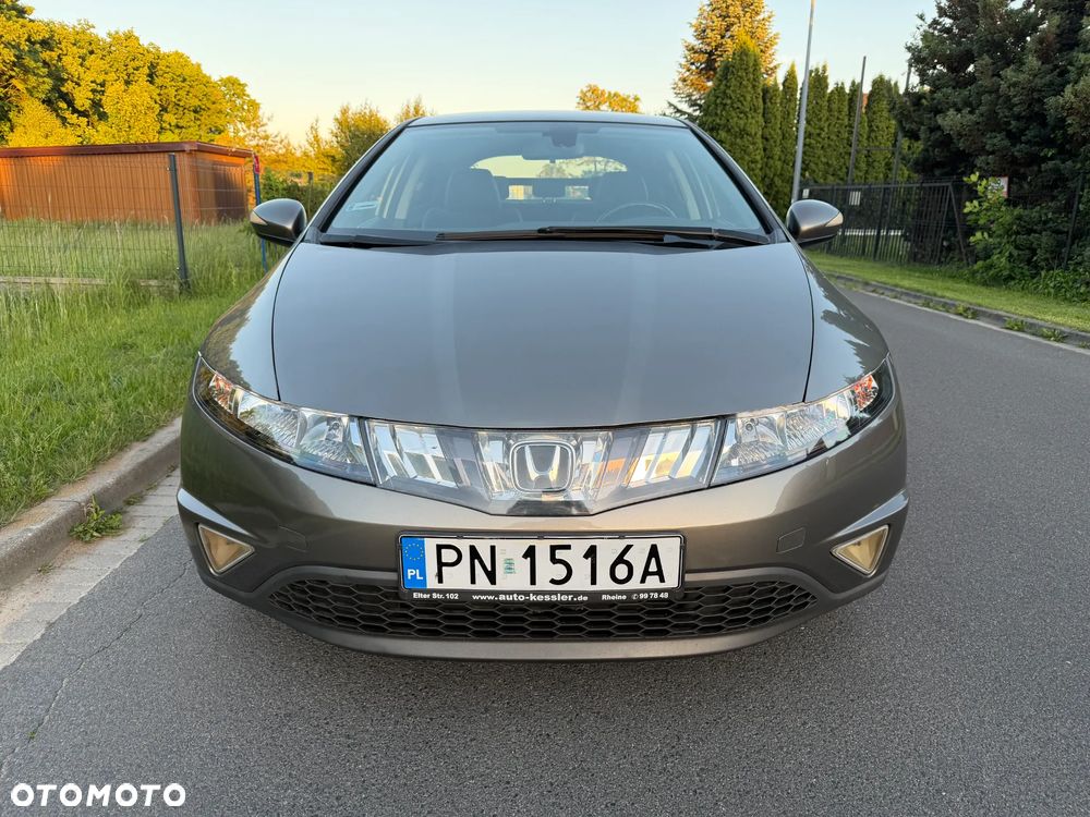 Honda Civic 1.8i-VTEC 50 Jahre Edition - 7