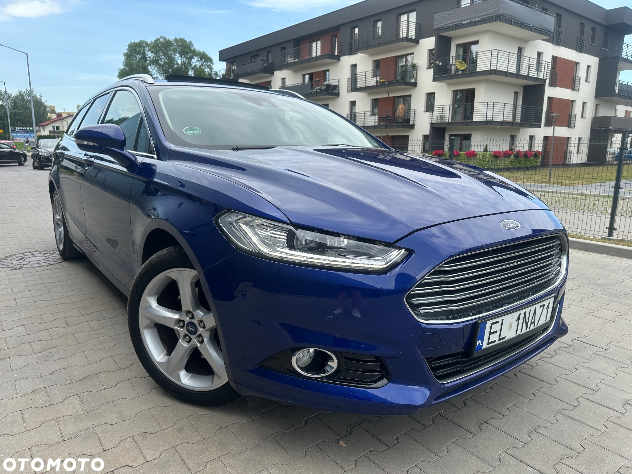 Ford Mondeo 2.0 TDCi Bi-Turbo PowerShift-Aut Titanium - 4