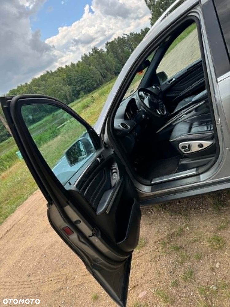 Mercedes-Benz ML 350 BlueTEC 4-Matic - 7