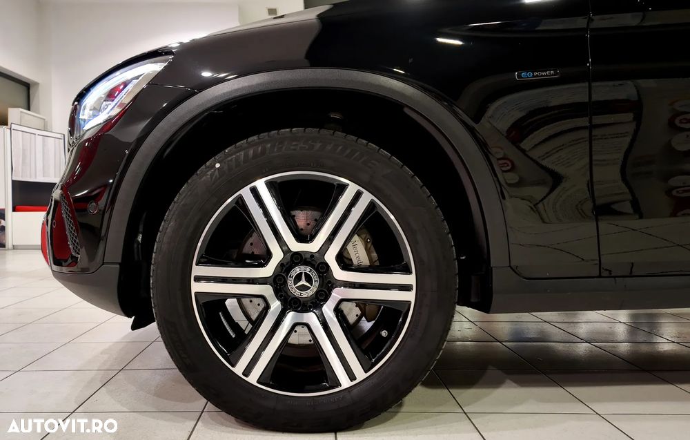 Mercedes-Benz GLC - 39