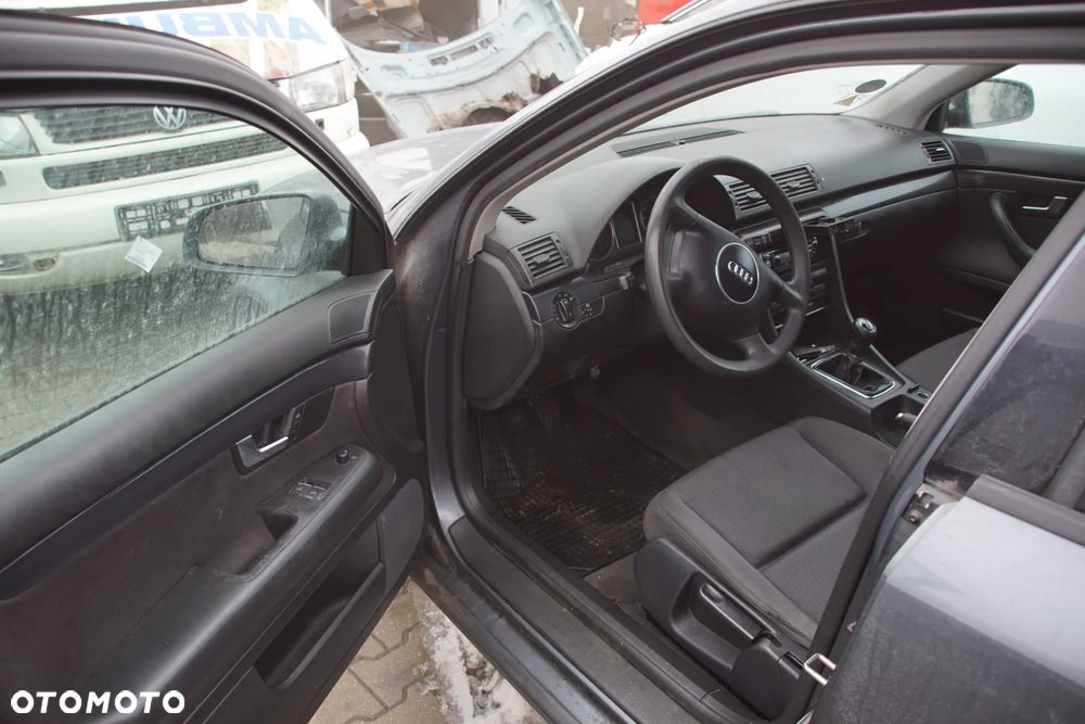 Auto na części - Audi A4 B6 1.9 TDI 130 KM AWX GBQ LX7Z 2002R Silnik Skrzynia Drzwi Maska Klapa Zderzak Błotnik Lusterko Lampa Klamka Szyba Deska Kokpit Sterownik Moduł Czujnik Licznik Panel Kierownica - 9