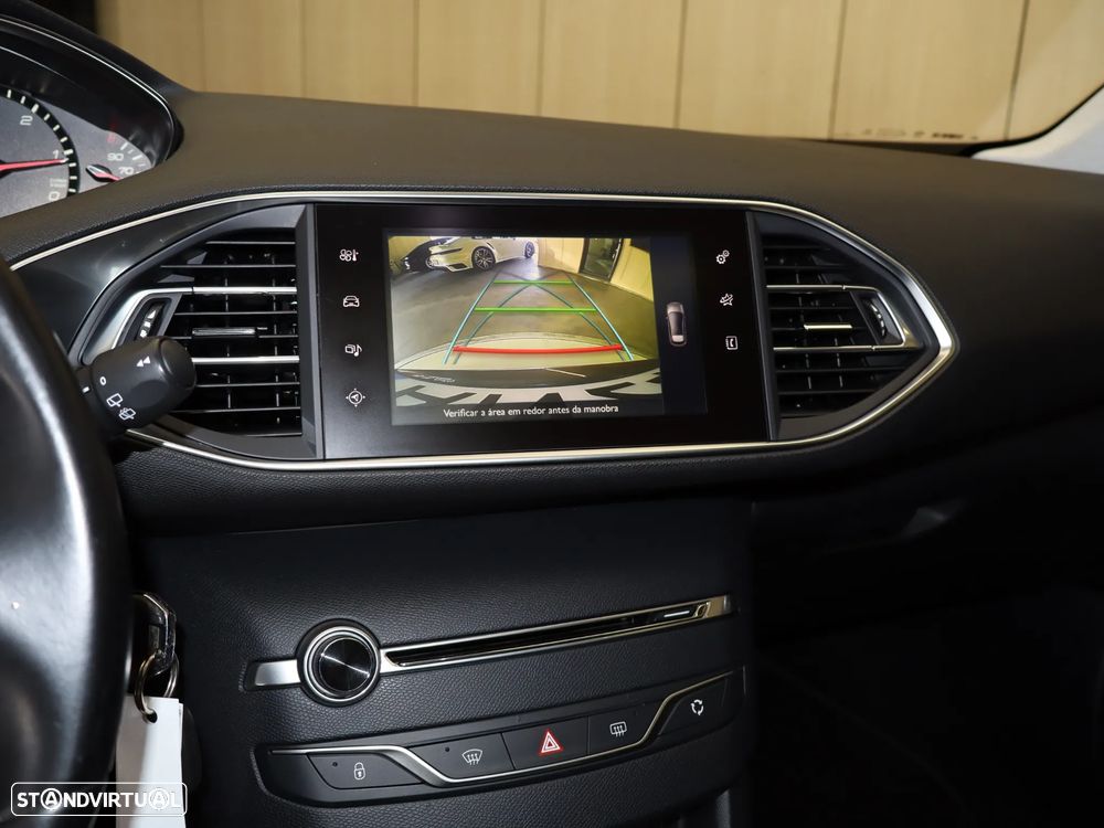 Peugeot 308 BlueHDi FAP 120 Stop & Start Active - 21