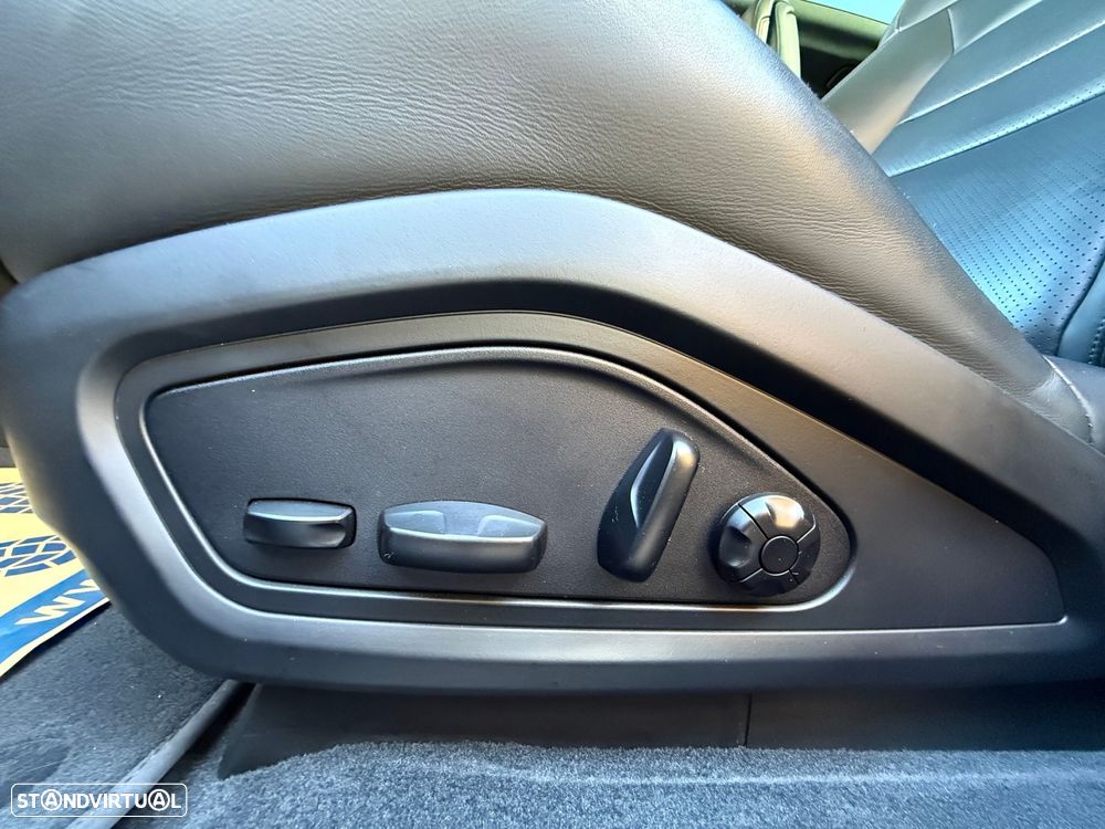 Porsche Taycan 4S - 19