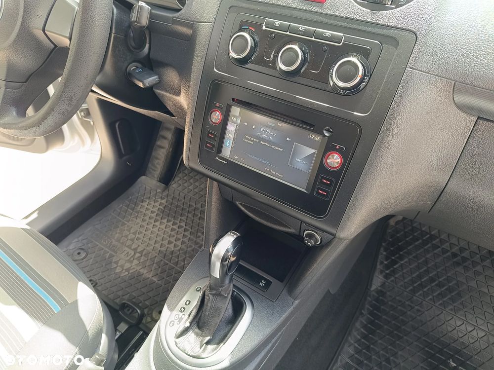 Volkswagen Caddy Maxi Trendline DSG - 22