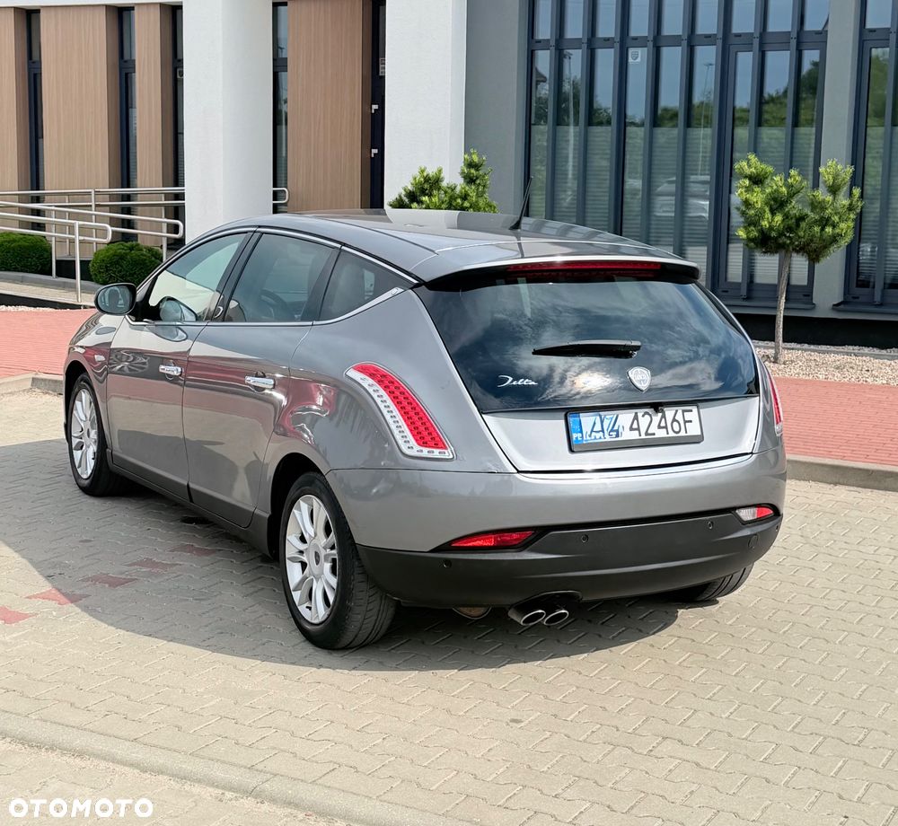 Lancia Delta 1.9 Multijet Twinturbo Executive - 18