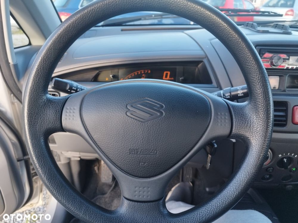 Suzuki Liana - 11