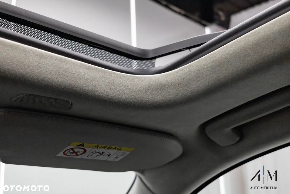 Volvo XC 90 T8 AWD Plug-In Hybrid Ultimate Bright 7os - 33