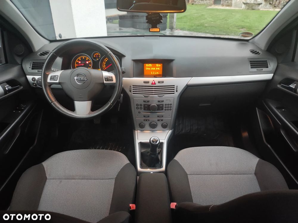 Opel Astra 1.6 Edition - 10