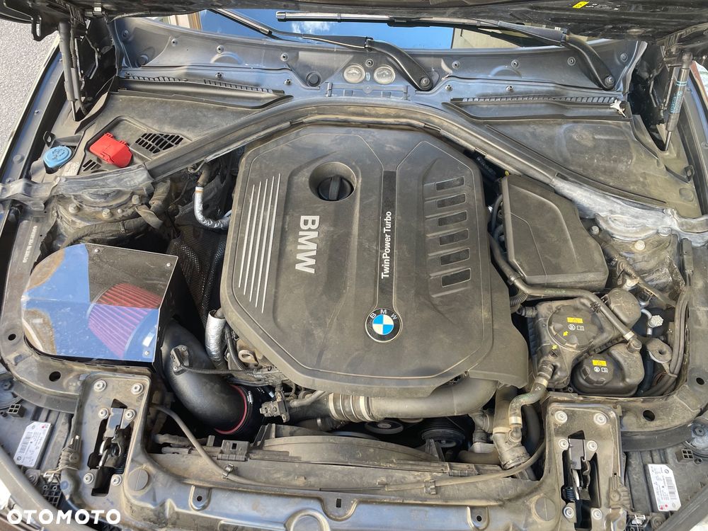 BMW Seria 3 340i Sport Line Shadow sport - 13