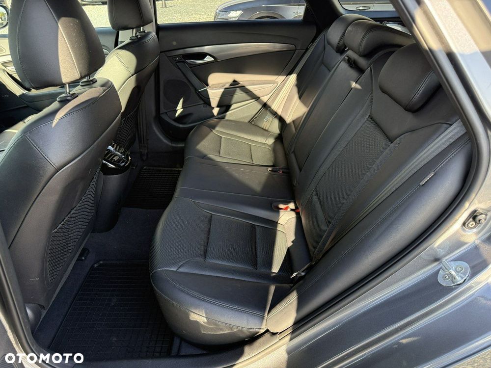 Hyundai i40 Kombi 1.7 CRDi Premium - 7