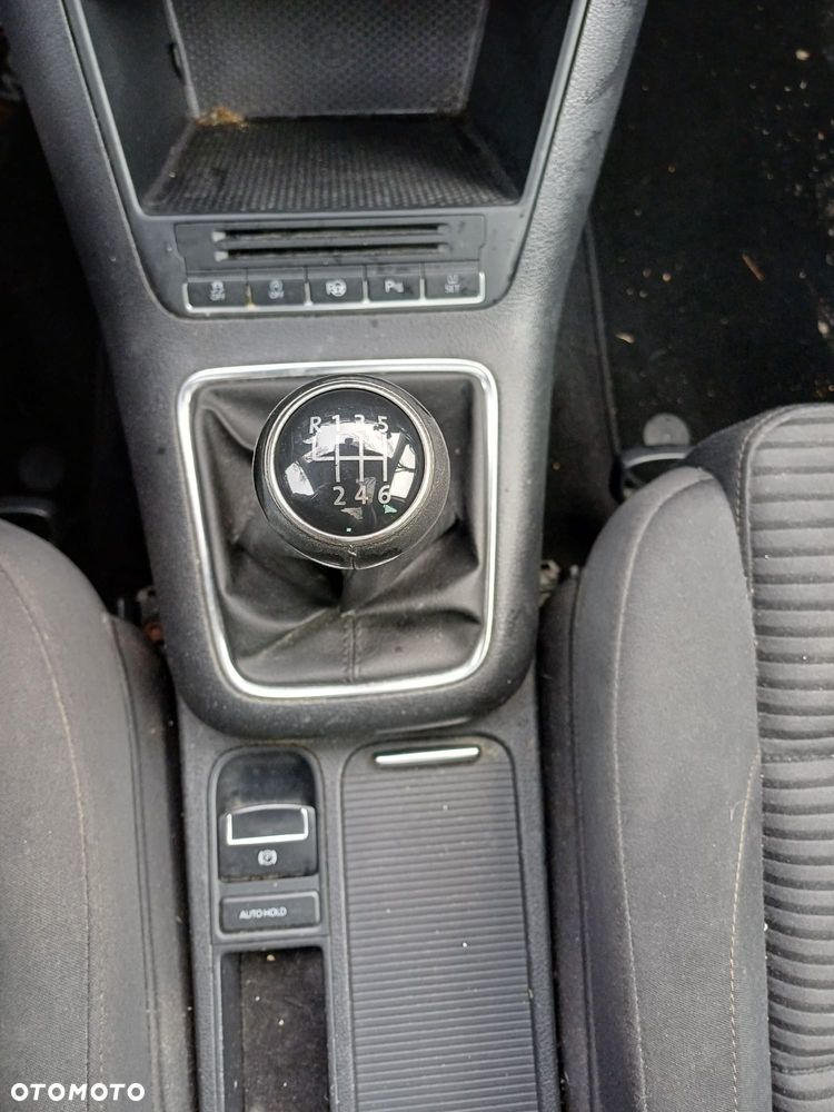 Volkswagen Tiguan 2.0 TDI DPF BlueMotion Technology Trend & Fun - 11