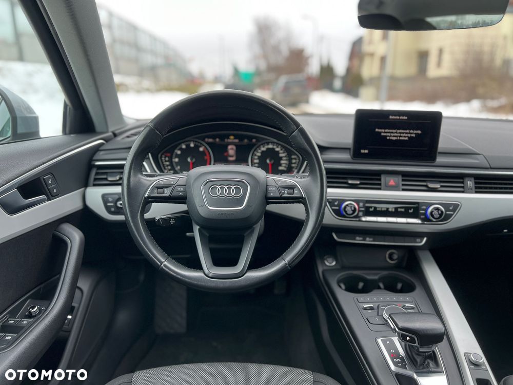 Audi A4 Limousine - 18