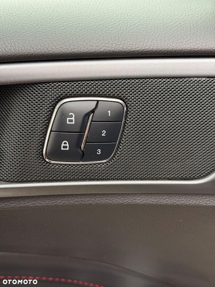 Ford Mondeo 2.0 TDCi STart-Stopp PowerShift-Aut ST-Line - 17