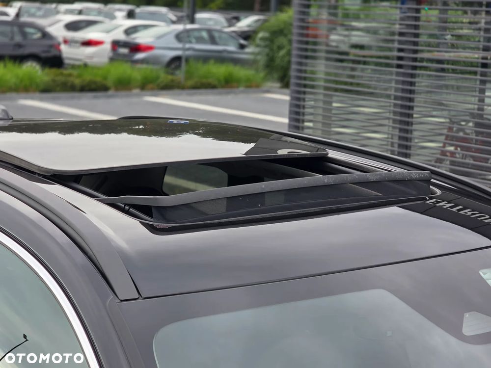 Volvo XC 60 B4 B Momentum Pro - 30