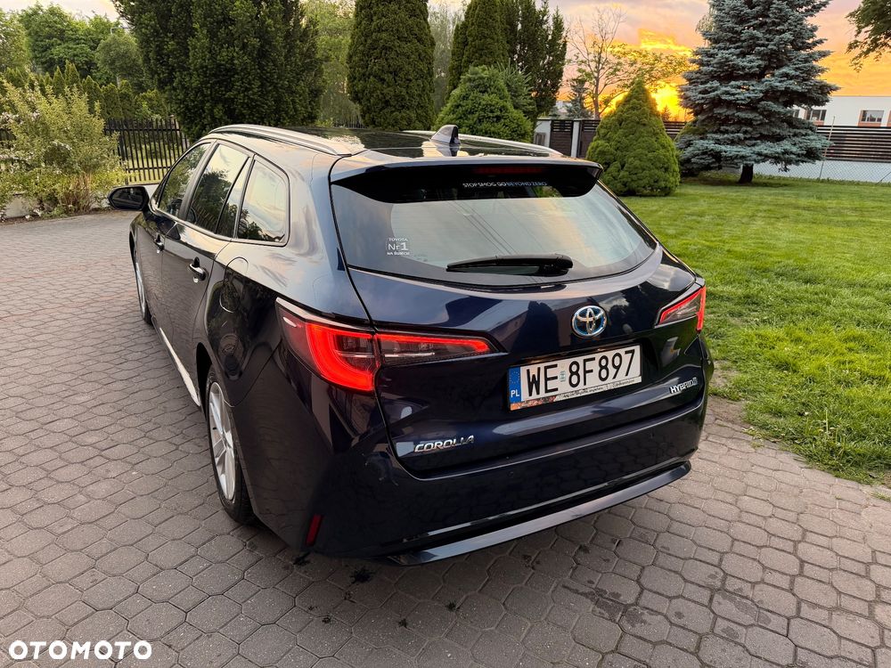 Toyota Corolla 1.8 Hybrid Comfort - 10