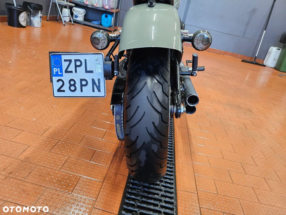 Harley-Davidson Softail Street Bob - 8