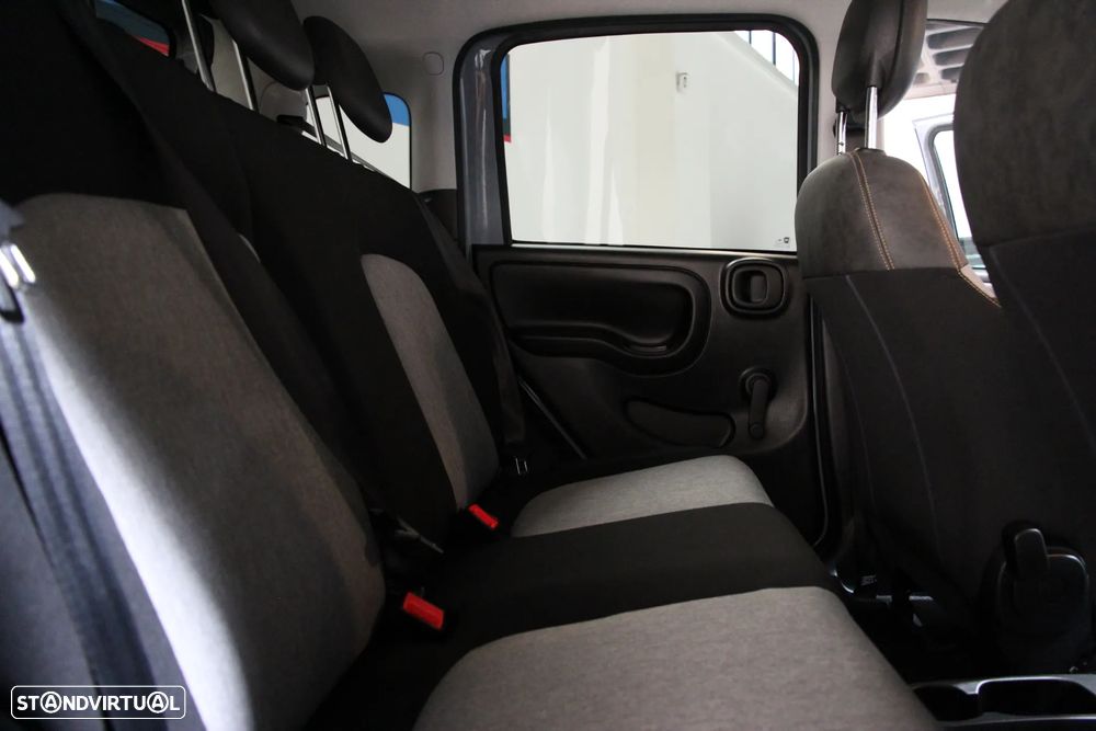 Fiat Panda 1.0 Hybrid Cross - 22