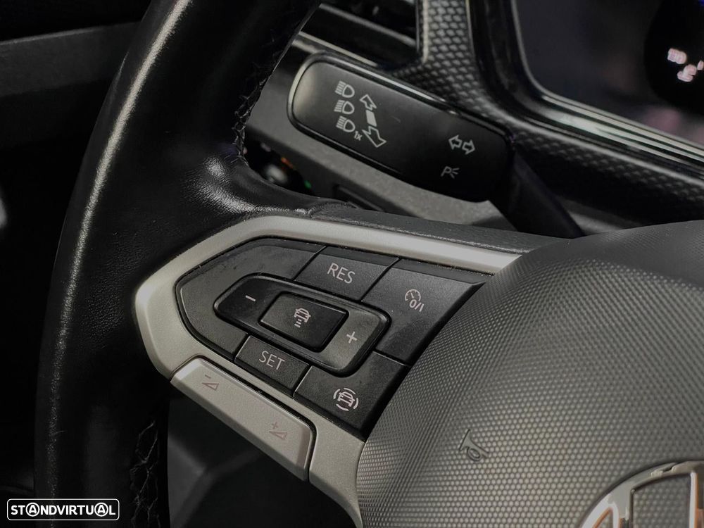 VW T-Cross 1.0 TSI Life - 11