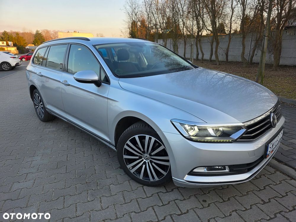 Volkswagen Passat 2.0 TDI (BlueMotion Technology) DSG Comfortline - 4