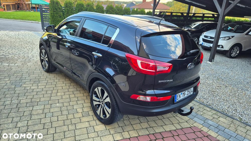 Kia Sportage 1.7 CRDI 2WD ISG Dream-Team Edition - 10