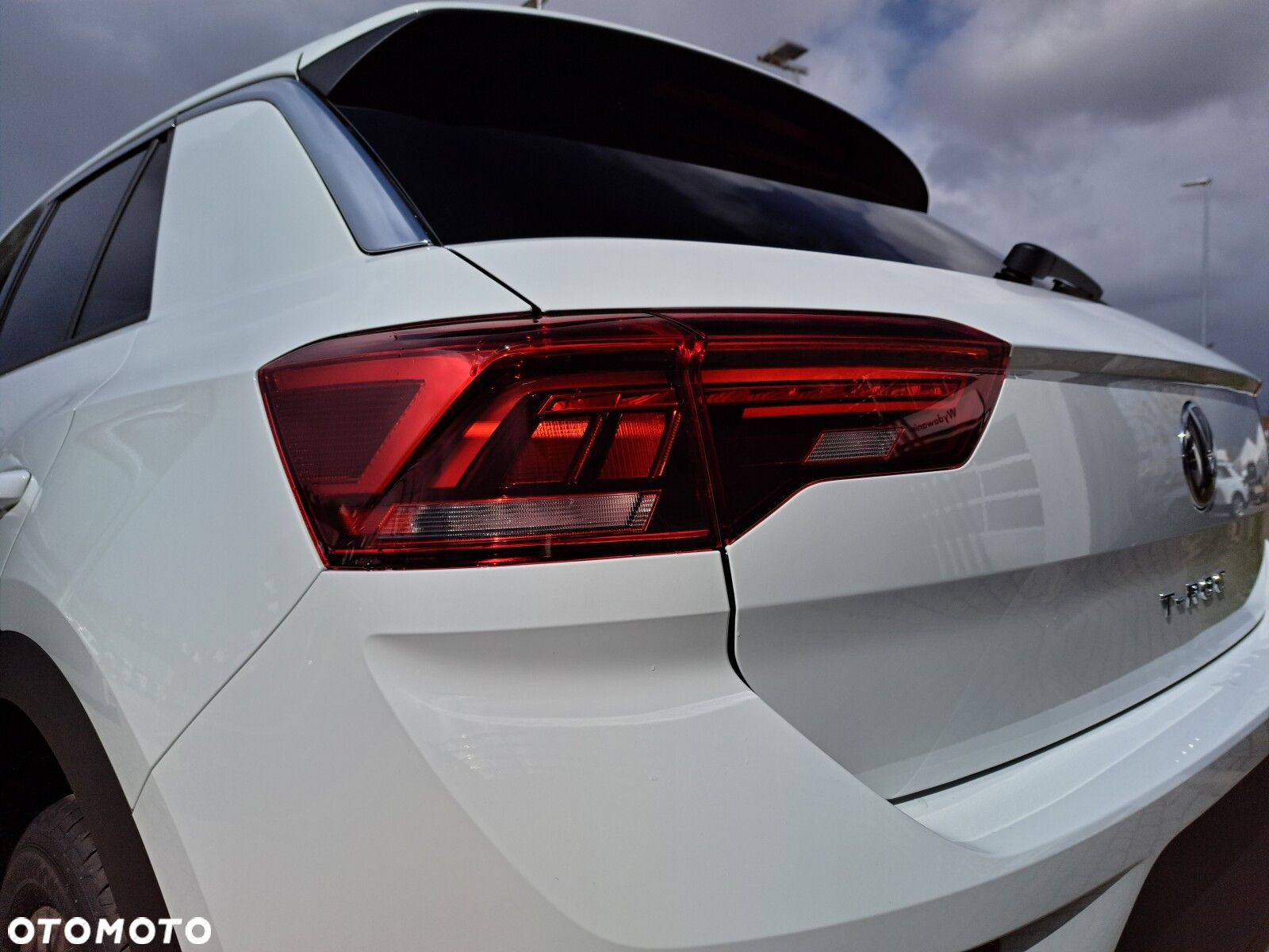 Volkswagen T-Roc 1.5 TSI Life Plus DSG - 39